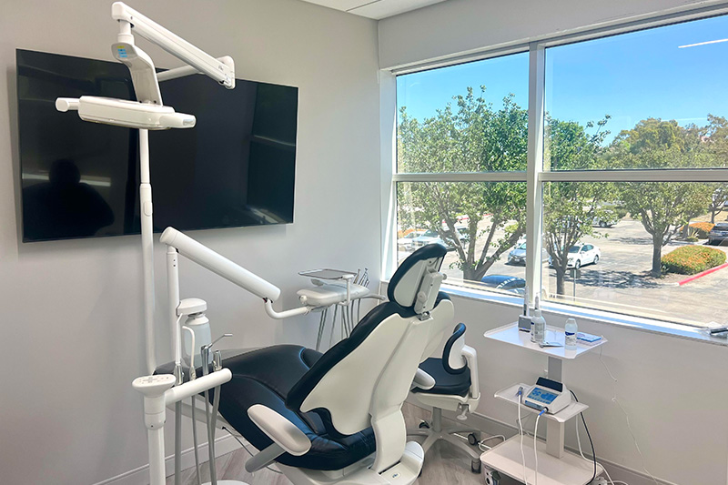 Endodontist in Oxnard